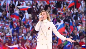 Полина Гагарина - Кукушка,Лужники 18 марта 2022,Zа Россию!.mp4