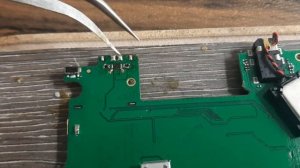 Lenovo Tab A10-70 не заряжается. Простой, но не идеальный ремонт.