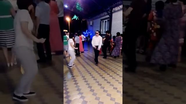 Танцор диско
