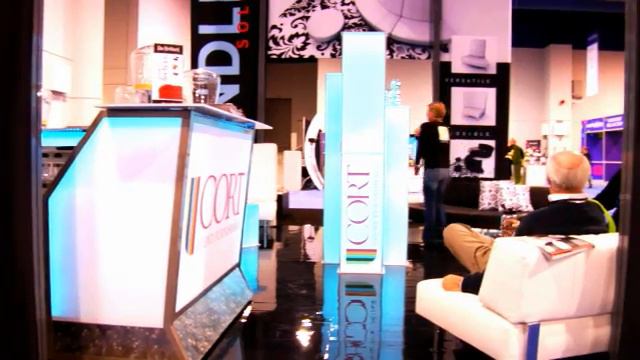 The CORT Booth at Event Solutions - Catersource 2010 смотреть онлайн