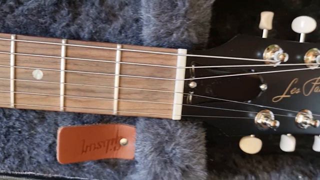 Gibson Les Paul Special Tribute DC, Worn Ebony 2019 смотреть онлайн