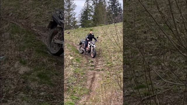 Як не потрібно спускатися з гори на мотоциклі / Карпати / Enduro / Tekken 250 смотреть онлайн