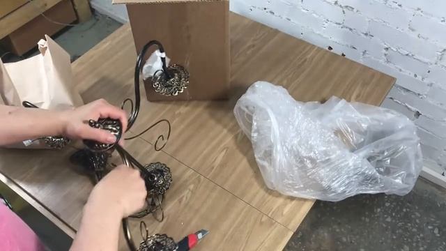 Обзор люстры подвесной ПЕТРАСВЕТ S1031-3 в классическом стиле. 7 лет гарантии. Не требует сборки. смотреть онлайн