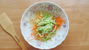 Китайский салат с крахмальной лапшой