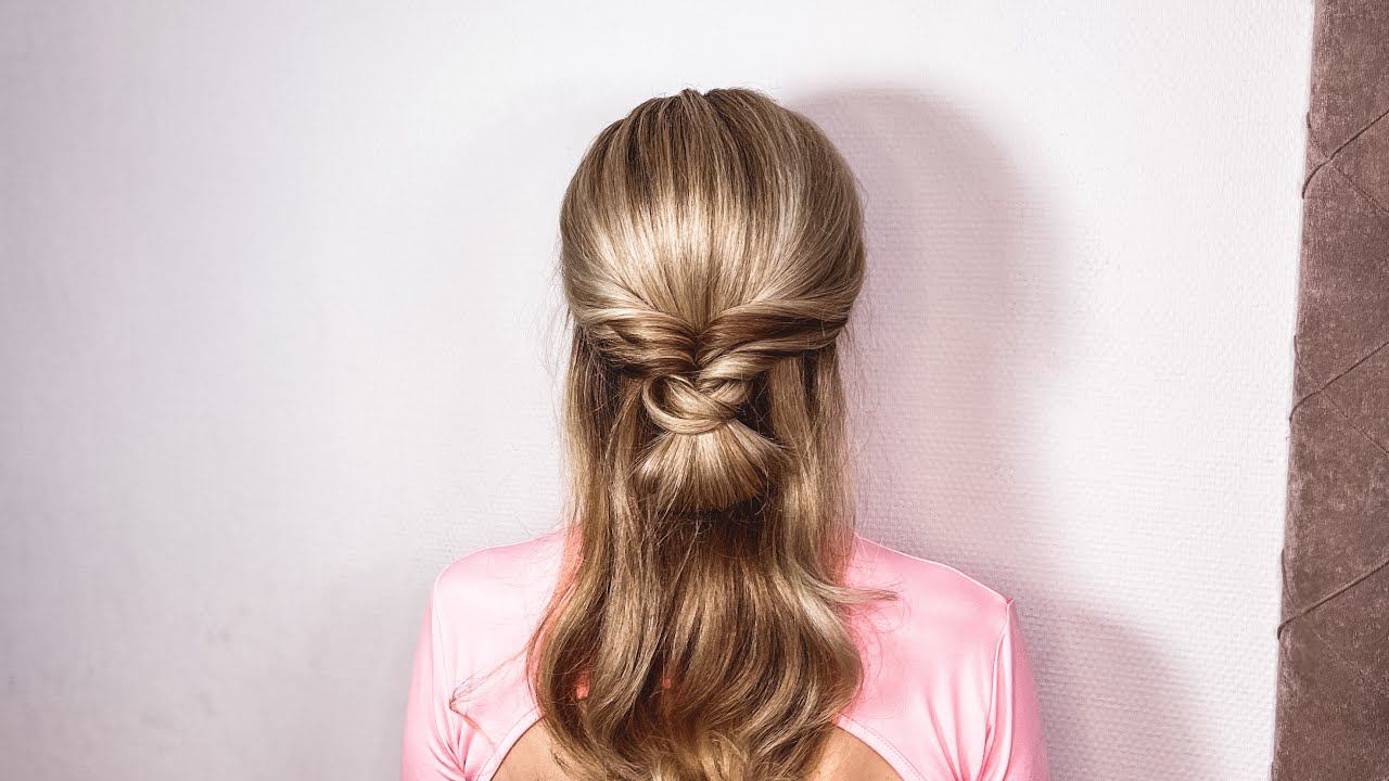 Half up half down bun tutorial \ Пучок на распущенные волосы. Прическа за 5 минут