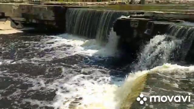 Большой Тосненский водопад.Ленинградкая область.июнь. смотреть онлайн