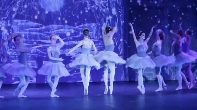 Балет "Щелкунчик" (Арт-Центр Сен-Мишель) смотреть онлайн