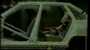 Краш тест. Ребенок без автокресла. Штраф - не самое плохое что может произойти...