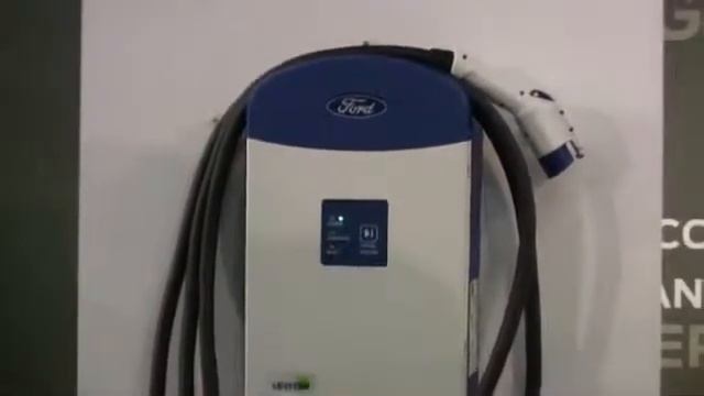 Ford Focus Electric 1st Look Inside the Future смотреть онлайн