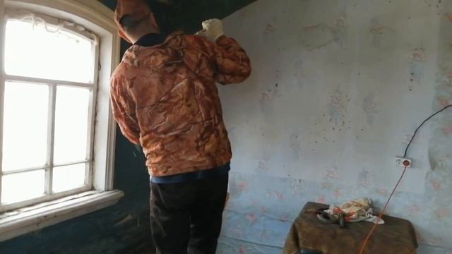 Превращаем старый дом в жилой. Обзор дома в деревне.