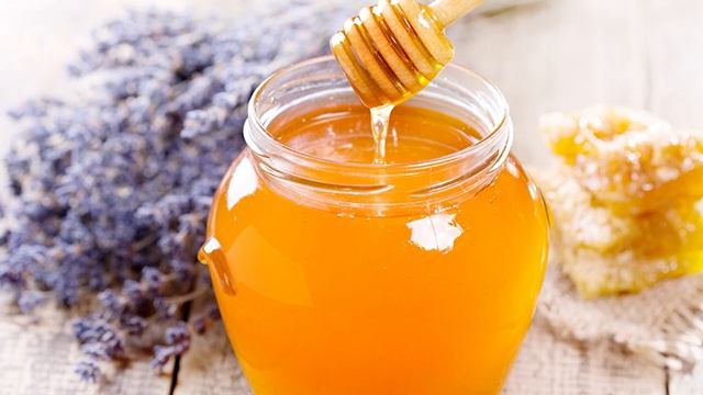 Вы об этом точно не знали! Вот почему нельзя ставить мед в холодильник и даже нагревать смотреть онлайн