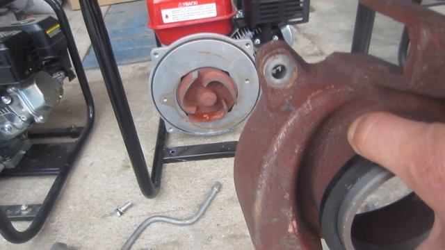 КАК ОТЛИЧИТЬ МОТОПОМПУ ДЛЯ ГРЯЗНОЙ И ЧИСТОЙ ВОДЫ. смотреть онлайн