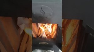 Воздушная пробка в дымоходе. Как быстро растопить печь.