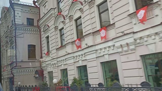 Города России. Тюмень. Гостевая улица города