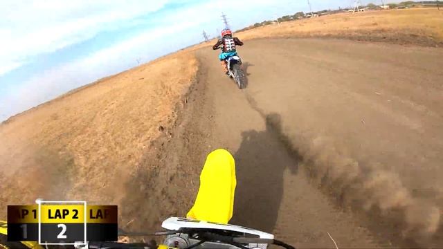 Заруба YAMAHA YZ 125 / SUZUKI RM 125 / Enduro Novochek смотреть онлайн