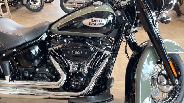 Heritage 114 Harley-Davidson 2021 deadwood green vivid black смотреть онлайн