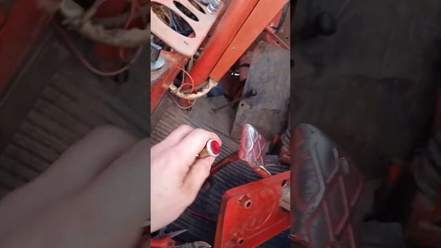 #трактор, #Т-25, датчики засоренности фильтра в процессе.заболел. смотреть онлайн