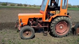 Самодельная почвофреза привод ВОМ трактора Т-25