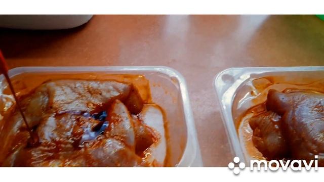 НАКРЫЛА СТОЛ /ВКУСНЫЕ САЛАТЫ И ЗАКУСКИ / РОЖАЙТЕ , ДЕВОЧКИ ! !/ ПОДАРИЛИ КОФЕМАШИНУ/УКРАСИЛИ ШАРАМ смотреть онлайн