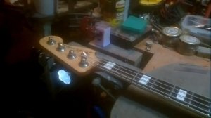 Fender Jazz Bass последняя часть. Струны и футляр...