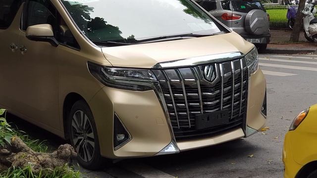 Toyota Alphard 2020 màu Độc giá hơn 4 tỷ đồng, bạn thấy đẹp hay xấu? смотреть онлайн