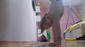 учимся делать стойку на локтях и на руках