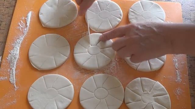 Пасхальное слоеное печенье. Просто, вкусно и красиво.