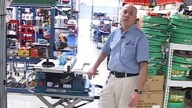 Makita 2704X1 Portable Table Saw смотреть онлайн