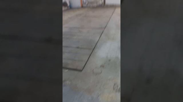 Стяжка пола из пенопласта в гараж .Часть 2 смотреть онлайн