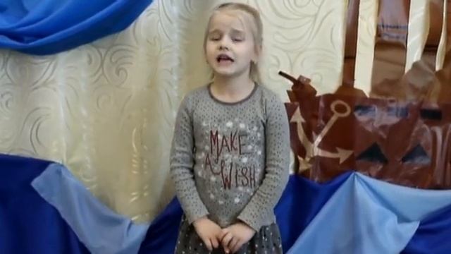 Стихотворение  «Военный праздник», автор Ирина Гурина