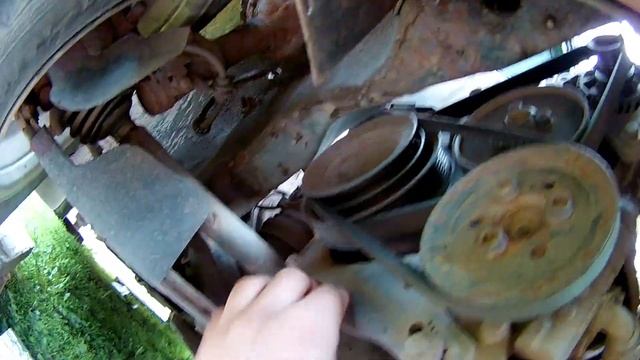 Замена ремня Гидро Усилителя Руля на Volkswagen Vento, Golf 3, Passat 1994 года выпуска смотреть онлайн