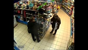 Corona как воруют в магазинах  Мир События Мир События