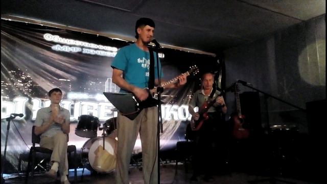 Куча Г.... в г.Данилов, клуб "Бригантина" смотреть онлайн