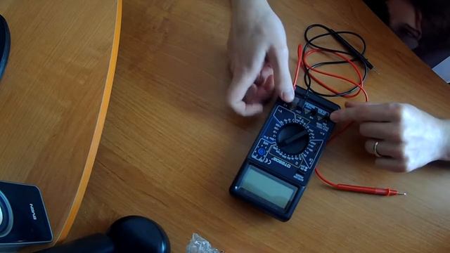 Обзор и тест мультиметра TEK DT 890 B+ смотреть онлайн