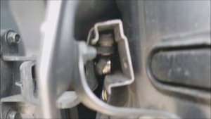 2012 Mazda 5 sliding door roller replacement