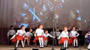 Танец с ложками