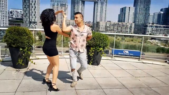 Bachata with Sam & Oriana смотреть онлайн