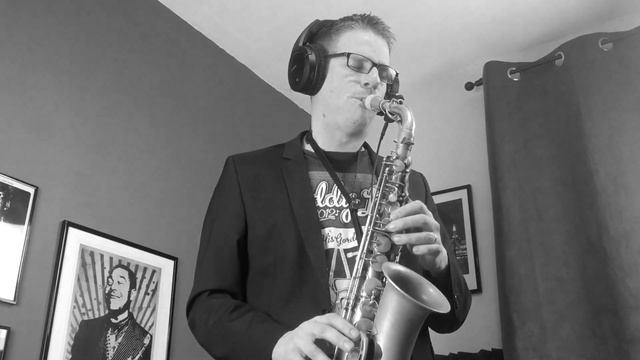 SAXOPHONE COVER | Strasbourg Saint Denis ( Roy Hargrove ) смотреть онлайн