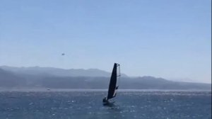 Кувырок на парусной лодке  Tiwal