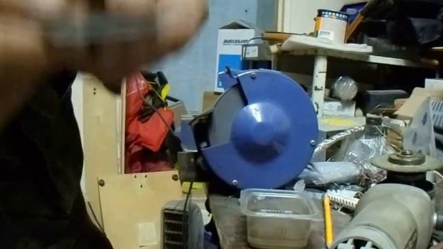 Заточка ножей шведского ледобура MORA EXPERT 130.mp4 смотреть онлайн