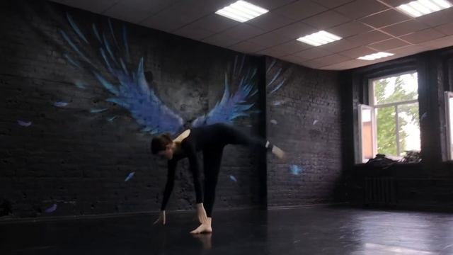 Современный танец Grand Battement Jete