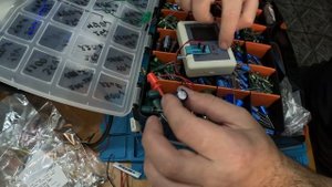 Мульти функциональный тестер для проверки диодов из китая.