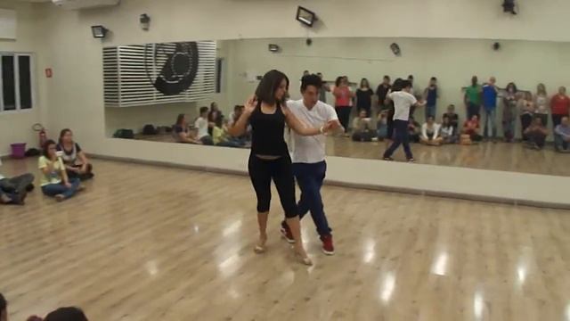 Marcelo e Itana - Aula ZOUK - Solum Escola de Dança смотреть онлайн