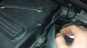Газовый упор (амортизатор) капота. Нужная вещь!!!