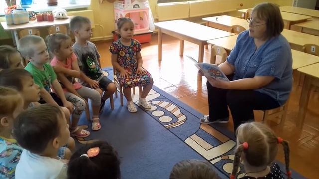 Международная Акция "Книжка на ладошке". (чтение отрывков произведений современных авторов) смотреть онлайн