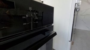 Распаковка — Электрический духовой шкаф Electrolux OEF5C50Z
