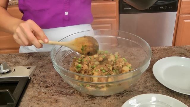 Indian Inspired Samosa Recipe - Laura Vitale - Laura in the Kitchen Episode 808 смотреть онлайн