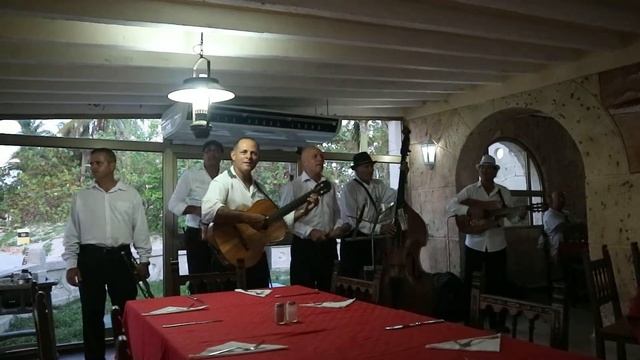 Куба, Варадеро - Живая кубинская музыка (песня Guantanamera)