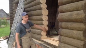 Монтаж металлической двери в деревянный дом