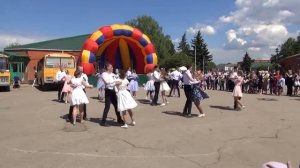 В лесу прифронтовом